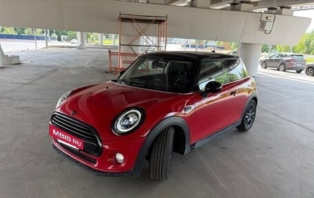 MINI Hatch, 2018 год, 1 649 000 рублей, 5 фотография