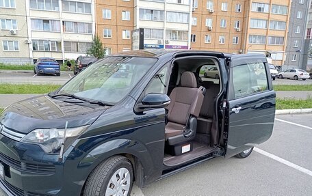 Toyota Spade, 2016 год, 1 100 000 рублей, 15 фотография