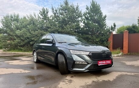 Skoda Octavia RS, 2021 год, 4 990 000 рублей, 1 фотография