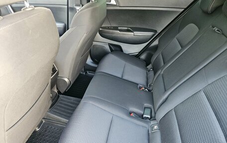KIA Sportage IV рестайлинг, 2019 год, 2 372 000 рублей, 10 фотография