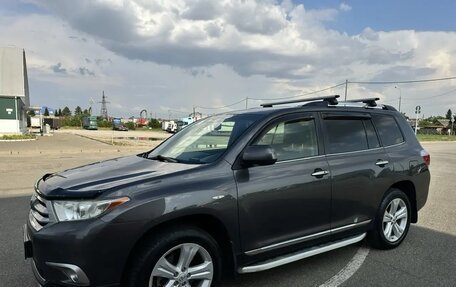 Toyota Highlander III, 2011 год, 2 200 000 рублей, 5 фотография