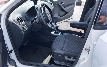 Volkswagen Polo VI (EU Market), 2018 год, 1 500 000 рублей, 9 фотография