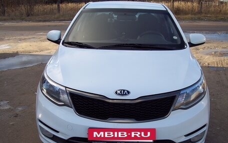 KIA Rio III рестайлинг, 2016 год, 1 050 000 рублей, 2 фотография