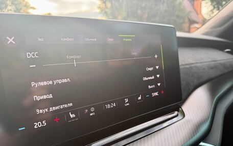 Skoda Octavia RS, 2021 год, 4 990 000 рублей, 19 фотография