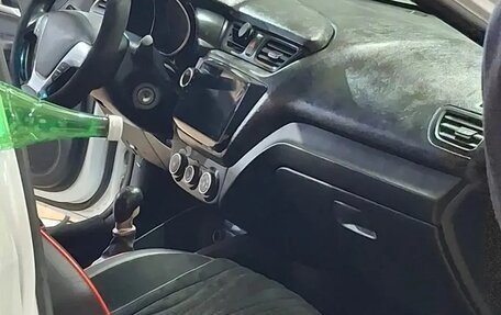 KIA Rio III рестайлинг, 2016 год, 550 000 рублей, 6 фотография