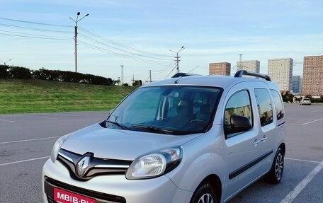 Renault Kangoo II рестайлинг, 2016 год, 1 480 000 рублей, 2 фотография
