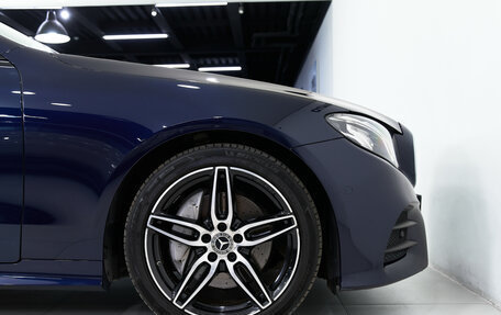 Mercedes-Benz E-Класс, 2019 год, 4 490 000 рублей, 32 фотография