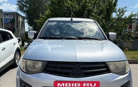 Mitsubishi L200 IV рестайлинг, 2010 год, 1 380 000 рублей, 2 фотография