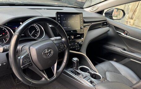 Toyota Camry, 2021 год, 3 000 000 рублей, 6 фотография
