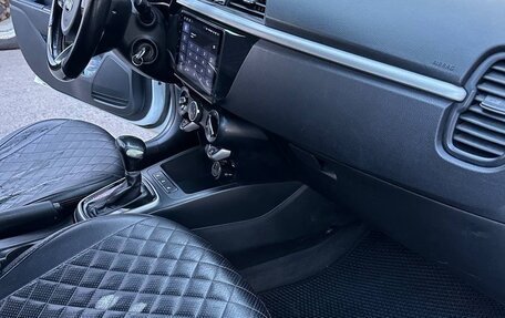 KIA Rio IV, 2018 год, 880 000 рублей, 28 фотография
