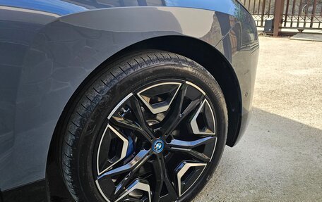 BMW iX, 2022 год, 7 900 000 рублей, 3 фотография