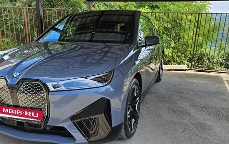 BMW iX, 2022 год, 7 900 000 рублей, 4 фотография
