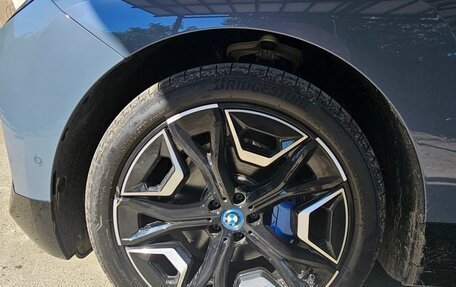BMW iX, 2022 год, 7 900 000 рублей, 34 фотография