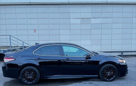 Toyota Camry, 2018 год, 2 550 000 рублей, 4 фотография
