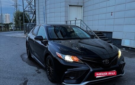 Toyota Camry, 2018 год, 2 550 000 рублей, 2 фотография
