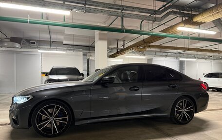 BMW 3 серия, 2019 год, 4 590 000 рублей, 15 фотография