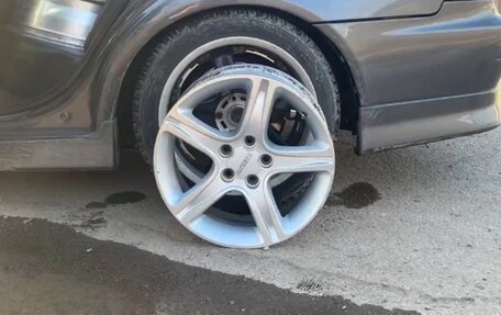Toyota Altezza, 2000 год, 850 000 рублей, 10 фотография