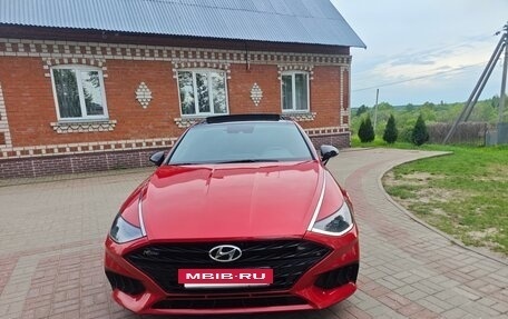 Hyundai Sonata VIII, 2021 год, 2 750 000 рублей, 2 фотография