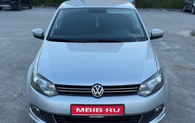 Volkswagen Polo VI (EU Market), 2012 год, 715 000 рублей, 1 фотография