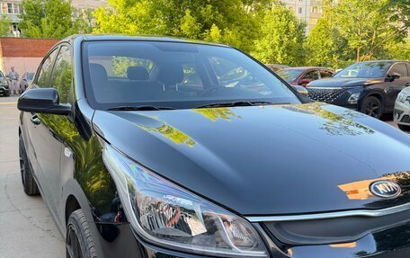 KIA Rio IV, 2018 год, 1 400 000 рублей, 1 фотография