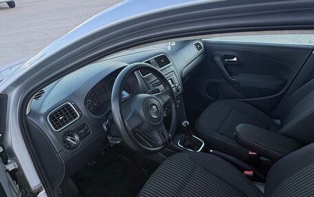 Volkswagen Polo VI (EU Market), 2012 год, 715 000 рублей, 11 фотография