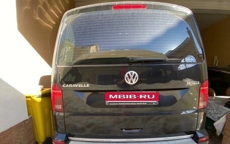 Volkswagen Caravelle T6 рестайлинг, 2020 год, 5 175 000 рублей, 3 фотография