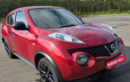 Nissan Juke II, 2011 год, 895 000 рублей, 2 фотография
