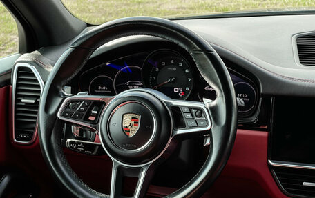 Porsche Cayenne III, 2020 год, 5 997 000 рублей, 23 фотография