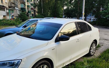 Volkswagen Jetta VI, 2013 год, 1 090 000 рублей, 3 фотография