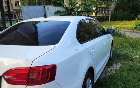 Volkswagen Jetta VI, 2013 год, 1 090 000 рублей, 4 фотография