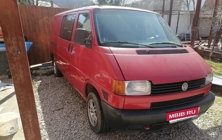Volkswagen Transporter T4, 2002 год, 700 000 рублей, 2 фотография