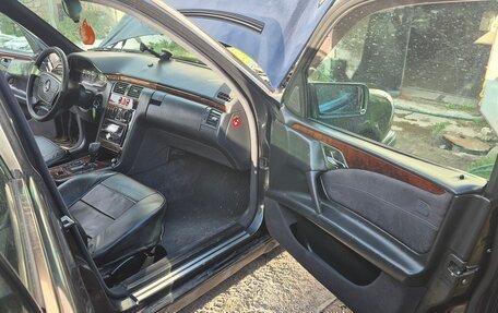 Mercedes-Benz E-Класс, 1996 год, 300 000 рублей, 6 фотография