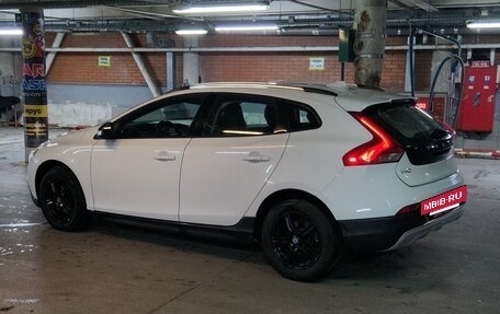 Volvo V40 Cross Country I, 2013 год, 1 270 000 рублей, 18 фотография