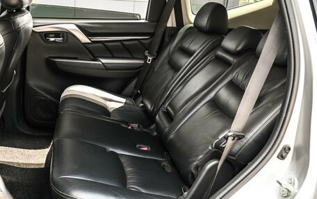 Mitsubishi Pajero Sport III рестайлинг, 2016 год, 2 729 000 рублей, 9 фотография