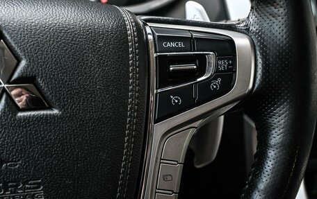 Mitsubishi Pajero Sport III рестайлинг, 2016 год, 2 729 000 рублей, 15 фотография