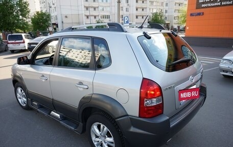 Hyundai Tucson III, 2008 год, 850 000 рублей, 4 фотография