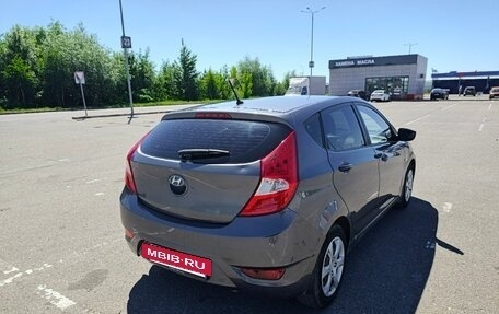 Hyundai Solaris II рестайлинг, 2011 год, 830 000 рублей, 5 фотография