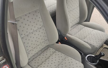 Volkswagen Pointer, 2005 год, 200 000 рублей, 19 фотография