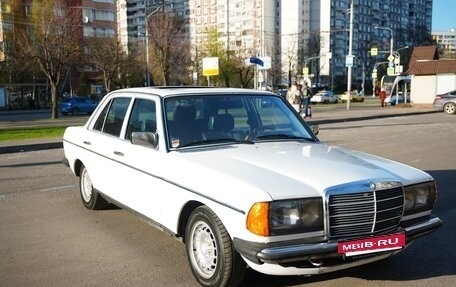 Mercedes-Benz W123, 1982 год, 750 000 рублей, 18 фотография