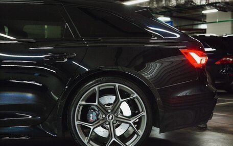 Audi RS 6, 2023 год, 15 000 000 рублей, 5 фотография
