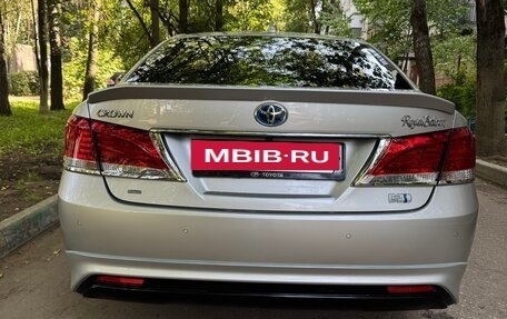 Toyota Crown, 2015 год, 2 350 000 рублей, 5 фотография