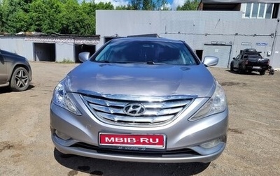 Hyundai Sonata VI, 2011 год, 680 000 рублей, 1 фотография