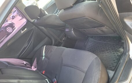Hyundai Sonata VI, 2011 год, 680 000 рублей, 9 фотография
