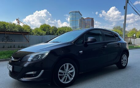 Opel Astra J, 2013 год, 699 999 рублей, 9 фотография