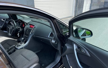 Opel Astra J, 2013 год, 699 999 рублей, 23 фотография