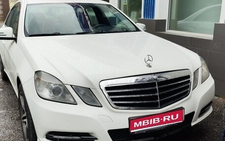 Mercedes-Benz E-Класс, 2012 год, 1 450 000 рублей, 1 фотография