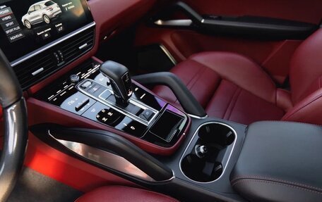 Porsche Cayenne III, 2020 год, 16 000 000 рублей, 7 фотография