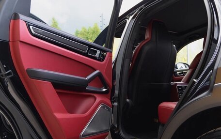 Porsche Cayenne III, 2020 год, 16 000 000 рублей, 17 фотография