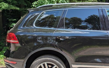 Volkswagen Touareg III, 2011 год, 1 690 000 рублей, 4 фотография