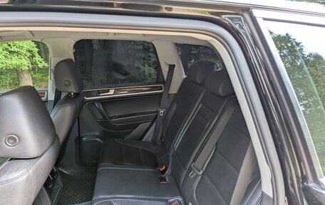 Volkswagen Touareg III, 2011 год, 1 690 000 рублей, 15 фотография